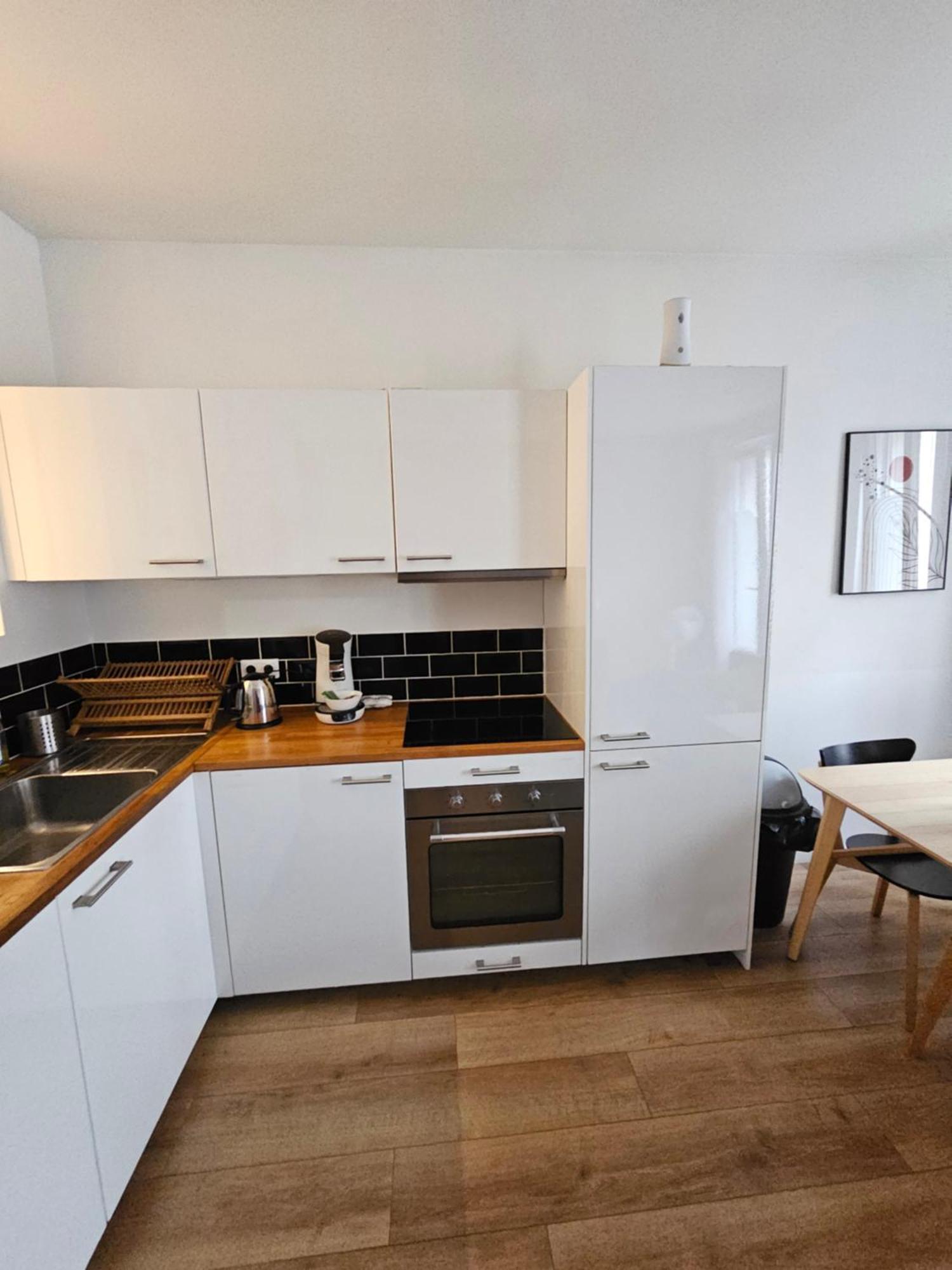 *Appartement Moderne/2 Minutes Du Metro* Saint-Ouen  ภายนอก รูปภาพ