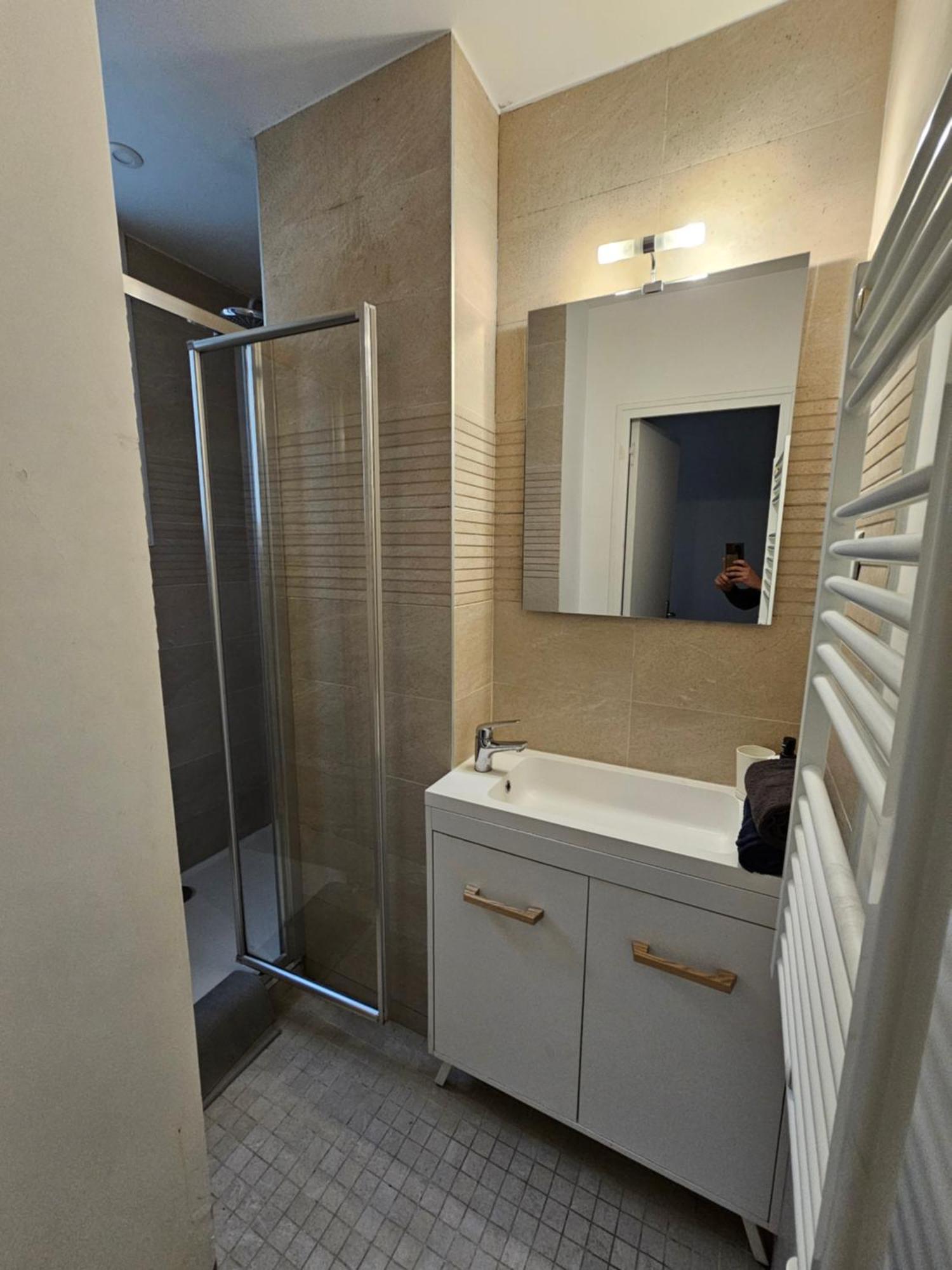 *Appartement Moderne/2 Minutes Du Metro* Saint-Ouen  ภายนอก รูปภาพ